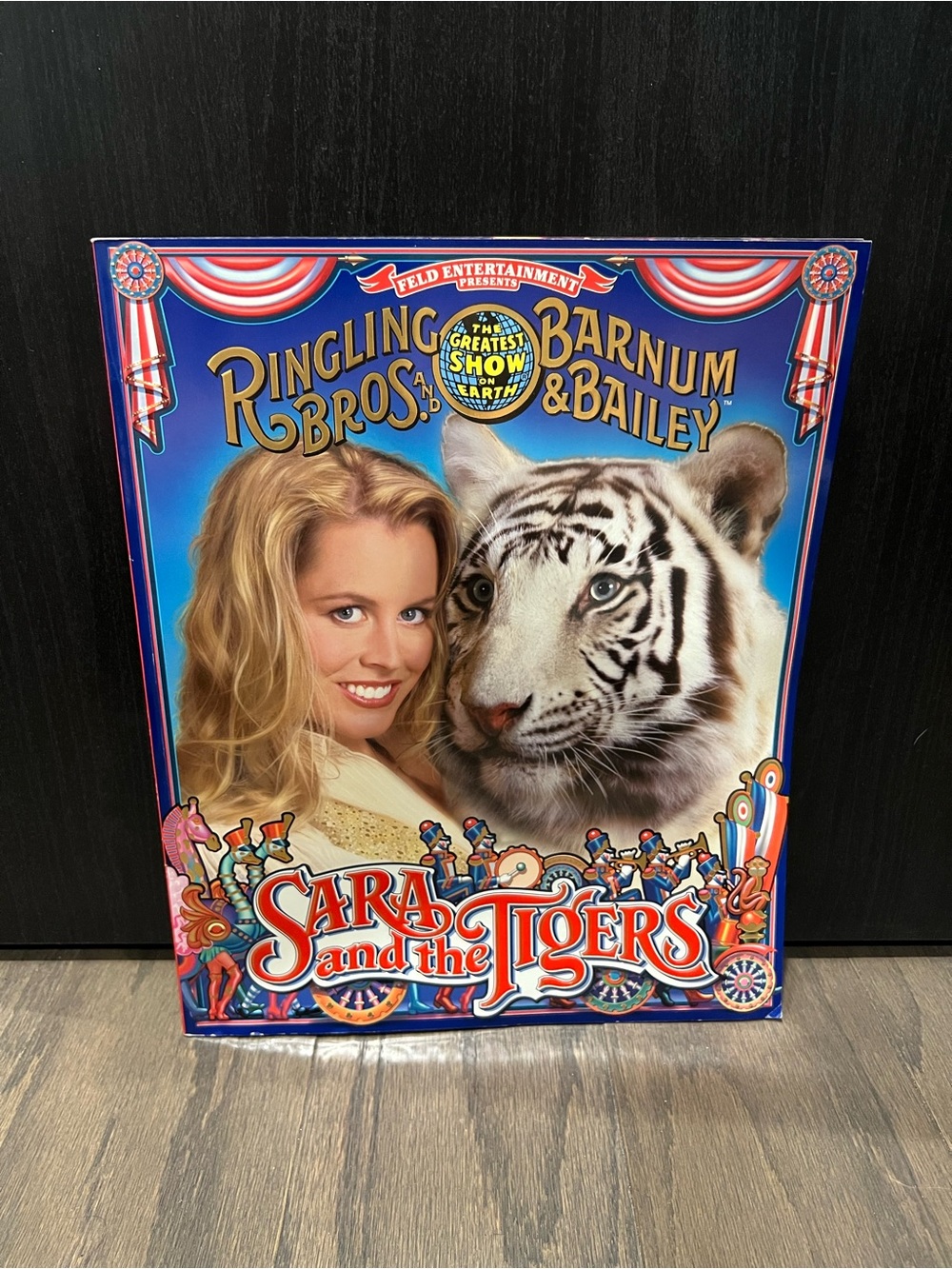 Vintage 2000 Ringling Bros Barnum & Bailey Circus Program Sara Tigers Magazine